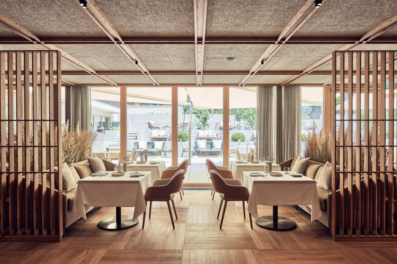 Falkensteiner Hotel Kronplatz - The Leading Hotels Of The World (Adults Only) Riscone Exteriör bild Restaurant