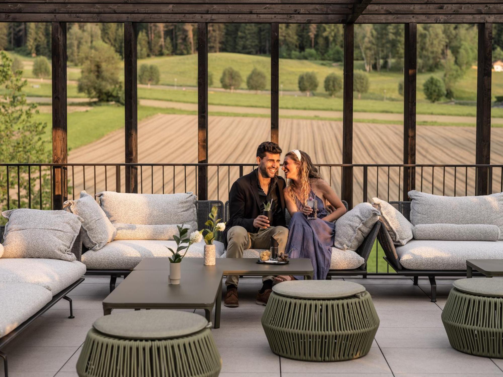 Falkensteiner Hotel Kronplatz - The Leading Hotels Of The World (Adults Only) Riscone Exteriör bild